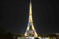 Paris Eiffelturm by night